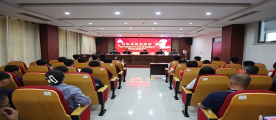 携手筑梦 共赴辉煌--多盈在线app网页登录举行2025年职工子女高考奖学金发放仪式