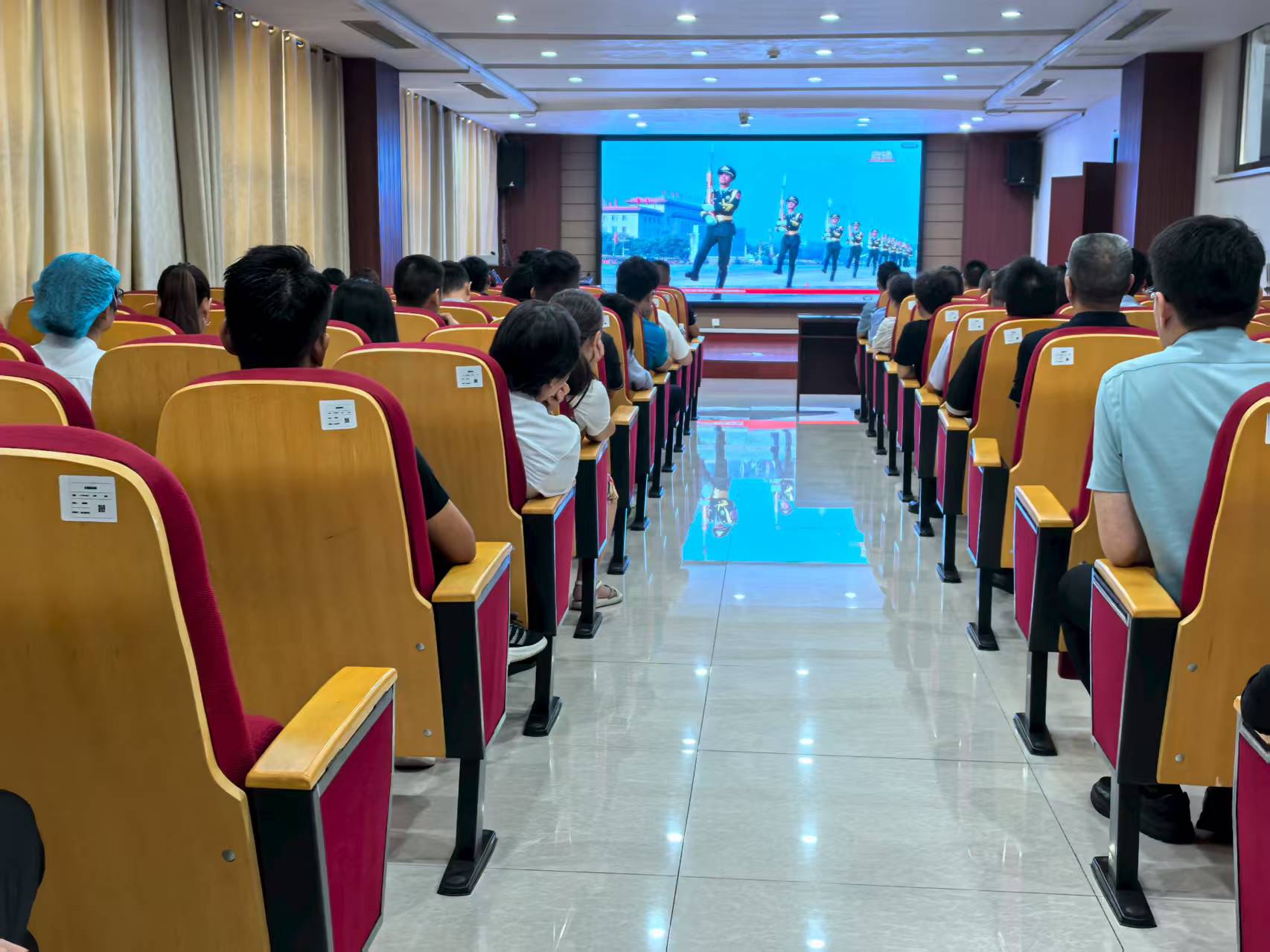 图片关键词 图片关键词